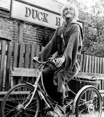 Geoffery Bayldon as Richard Carpenter's time-traversing wizard Catweazle